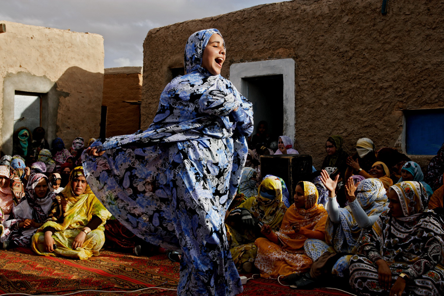abitanti Saharawi in festa
