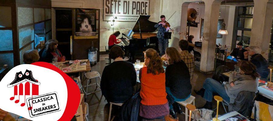 immagine dell'evento classica in sneakers 