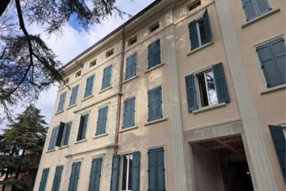 foto palazzo con appartamenti di edilizia sociale 